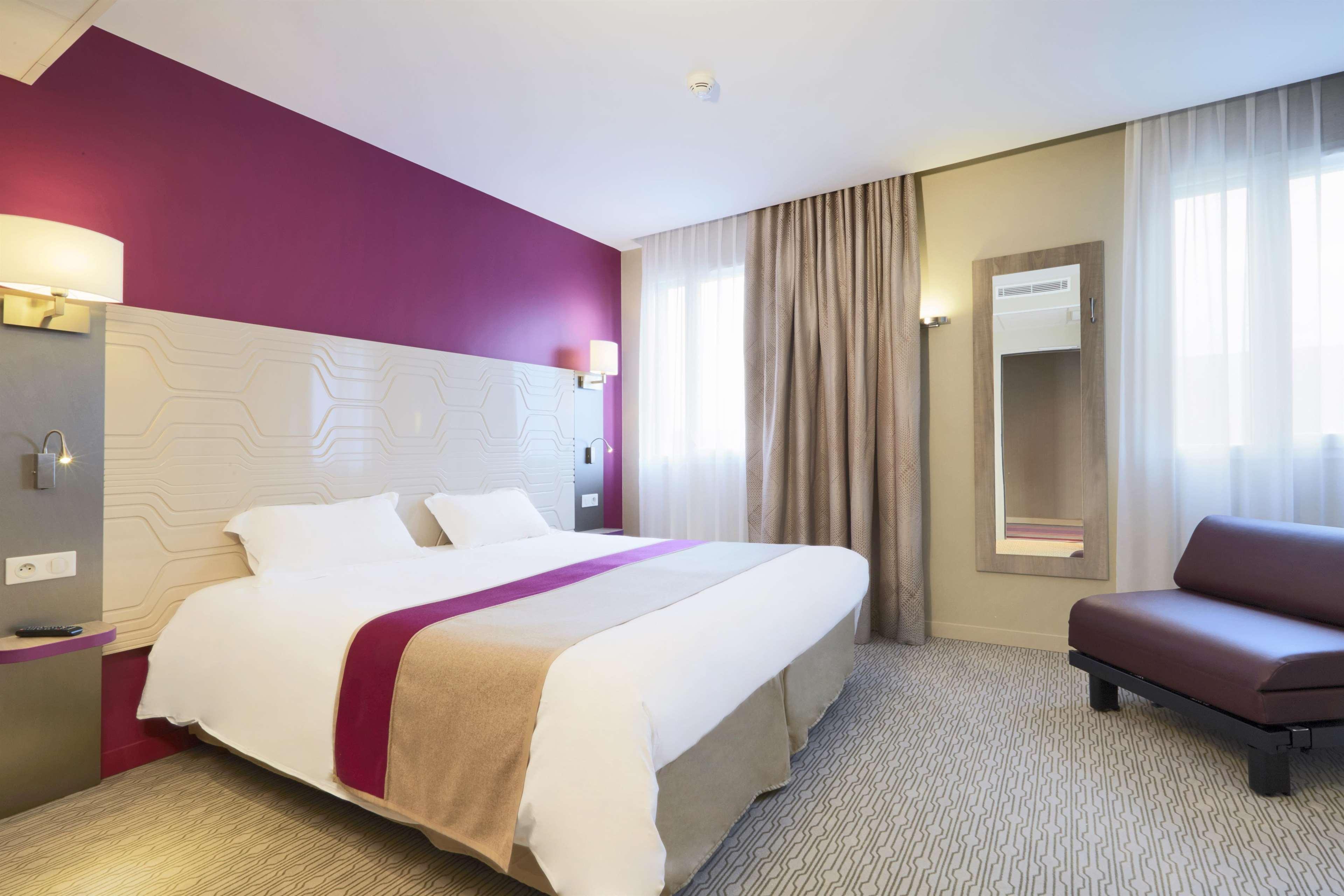 Kyriad Prestige Hotel