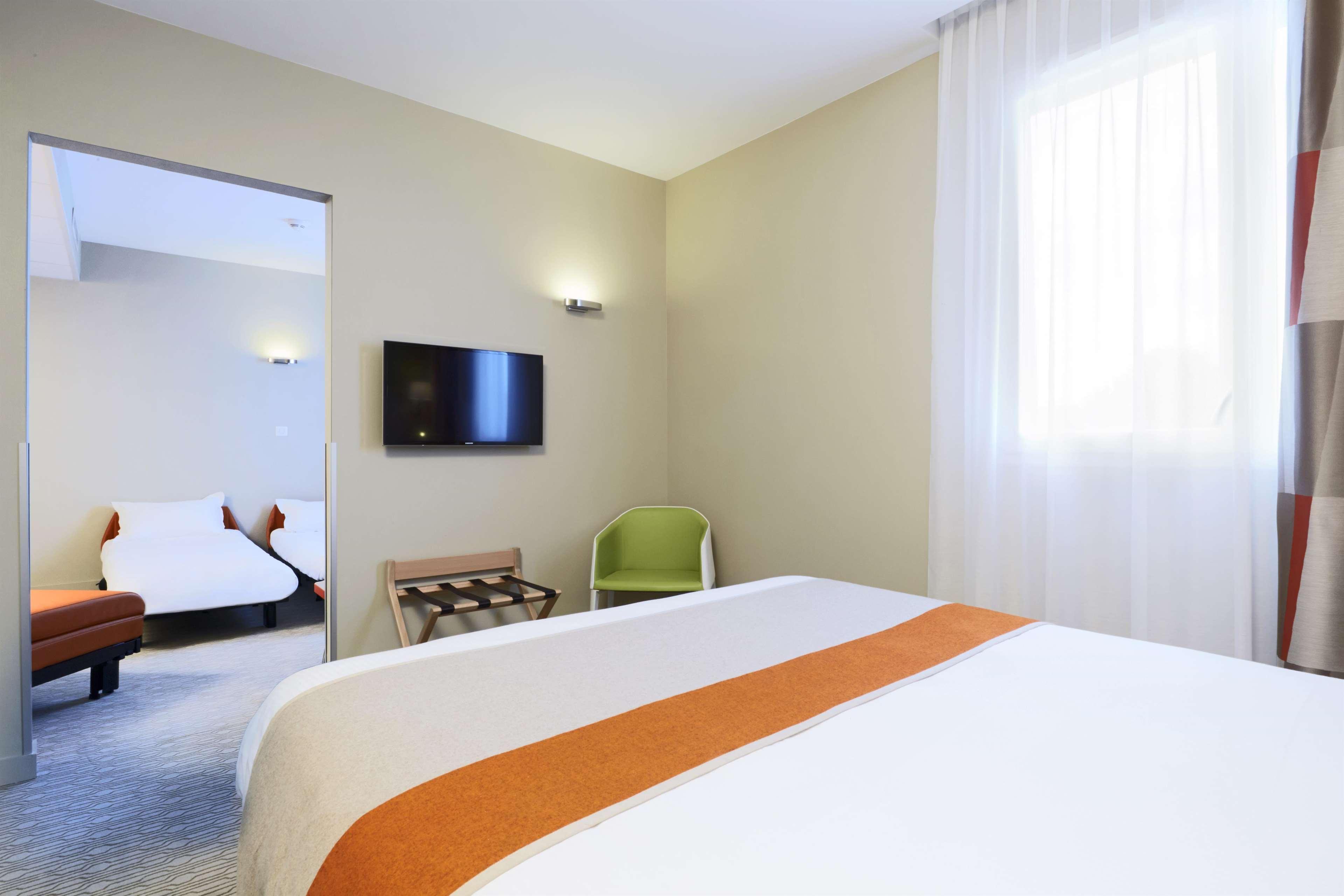 Hotel Kyriad Prestige 3*