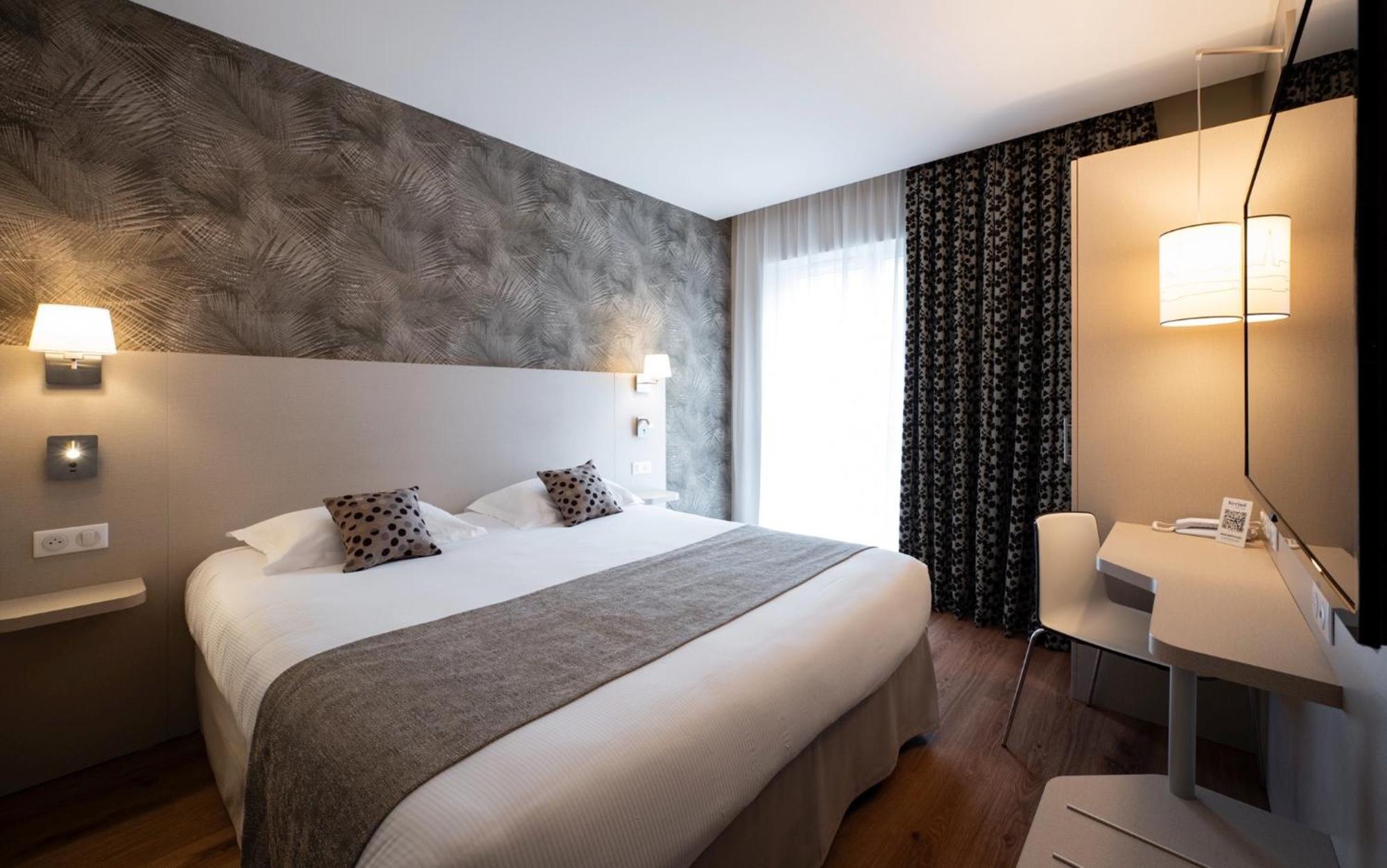 Hotel Kyriad Prestige