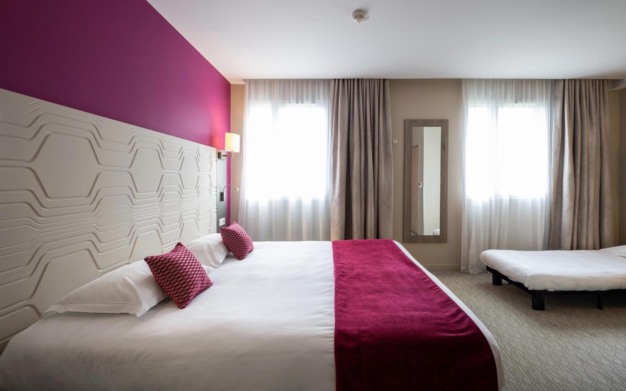 Kyriad Prestige Hotel